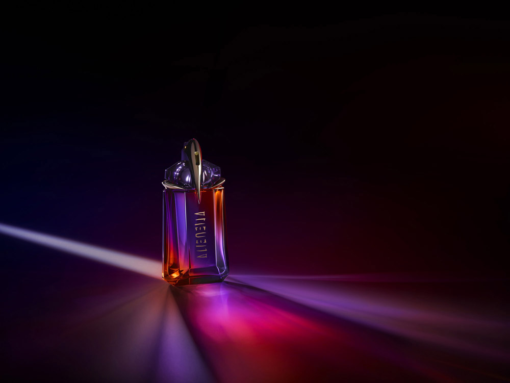 flacon de parfum Alien HYPERSENS Photographie ambiance, still life, packshot