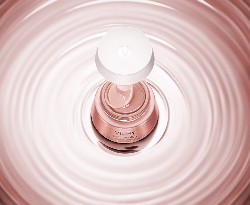 Pot de crème skincare NEOVADIOL par Vichy photographie par Sébastien Bogliolo pour le studio Sublimeight